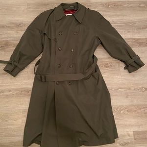 London Fog - Men’s Coat - Size 44R - Dark Green